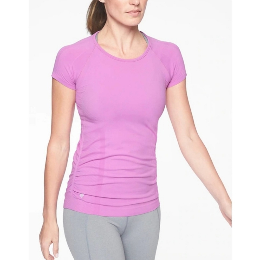 Athleta NWT Speedlight Tee Violet Blush Size XS